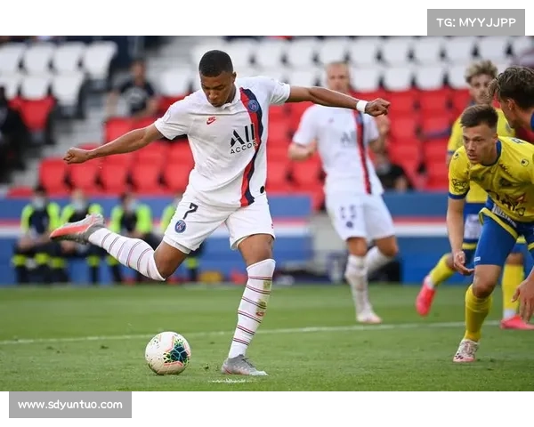 巴黎圣日耳曼金元足球模式下的球员培养与未来发展战略 巴黎圣日耳曼金元足球模式下的球员培养与未来发展战略